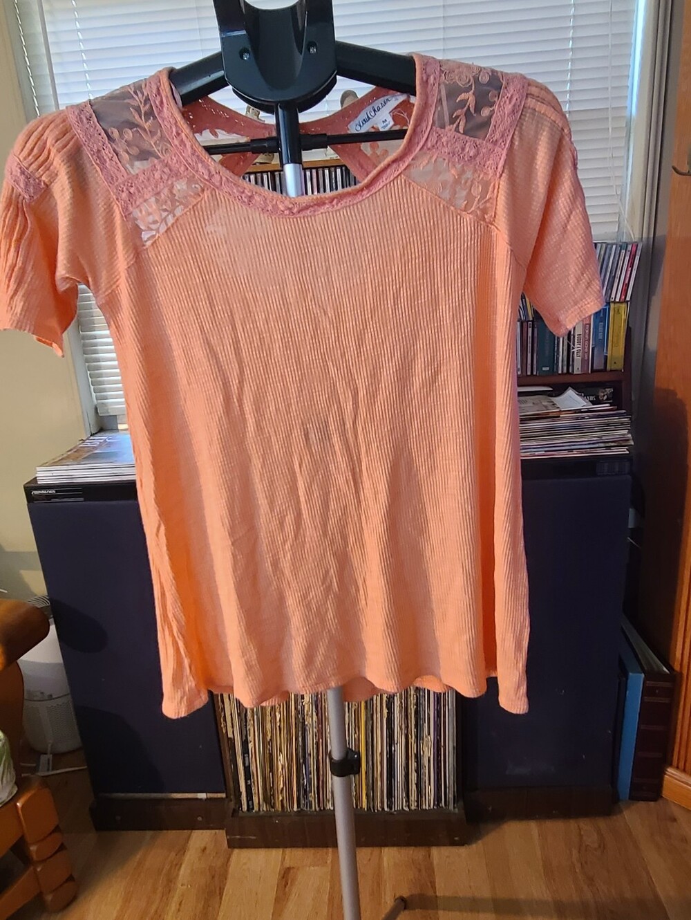 Alexa Chaser Women's Peach Lace-Yoke Short Sleeve Top